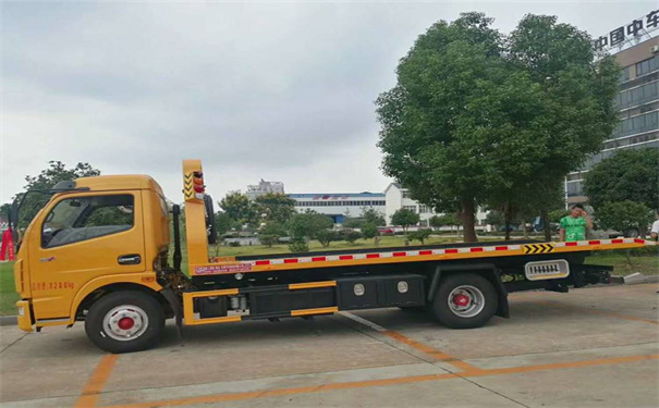 恩施定远24小时拖车救援电话号码，定远道路救援公司怎么收费的